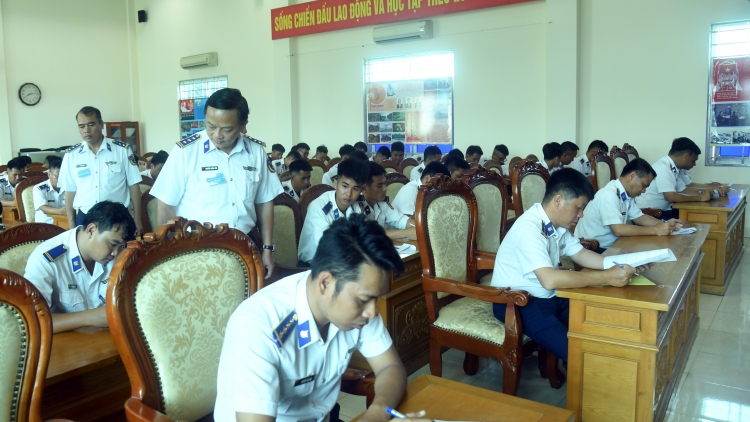 Bộ Tư lệnh Vùng Cảnh sát biển 1 nâng cao chất lượng huấn luyện, làm chủ trang bị
