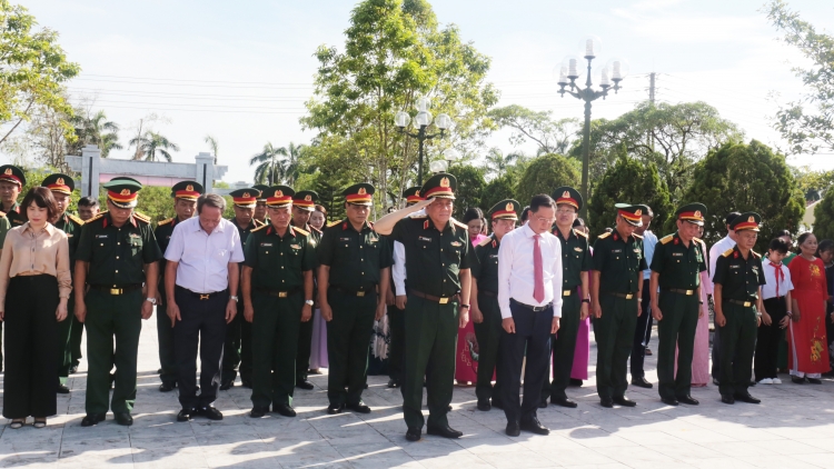Chính ủy Quân khu 3 kiểm tra “Chiến dịch 500 ngày đêm” tại Quảng Ninh