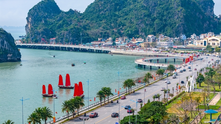 Theo dòng thời sự sáng 10/7/2026