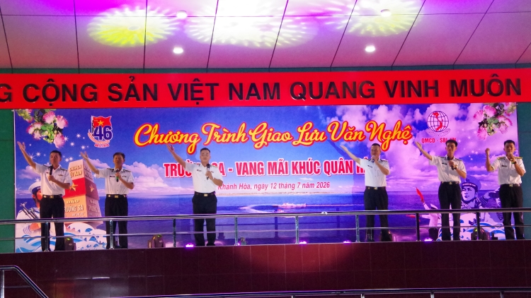 "Vang mãi khúc quân hành" tiếp lửa cho cán bộ, chiến sĩ Trường Sa