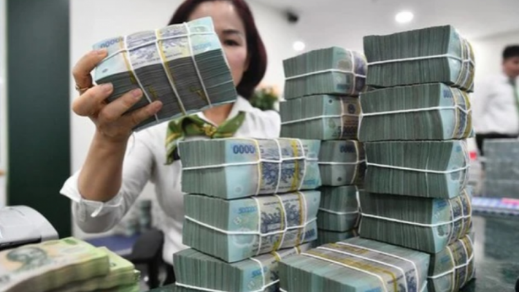 Thời sự 12h 22/7/2026: Mặt bằng lãi suất huy động tiếp tục tăng và cao hơn mức lãi suất niêm yết