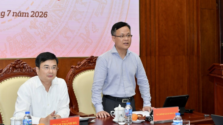 Theo dòng thời sự sáng 6/7/2026