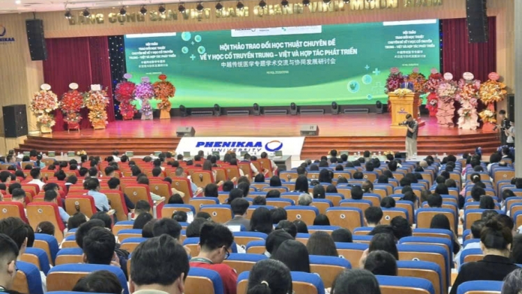 Y học cổ truyền trước bước ngoặt mới: Chuẩn hóa, ứng dụng AI và hội nhập để phát triển 
