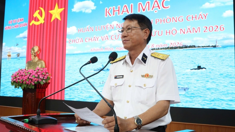 Vùng 4 Hải quân huấn luyện nâng cao năng lực PCCC và cứu nạn, cứu hộ