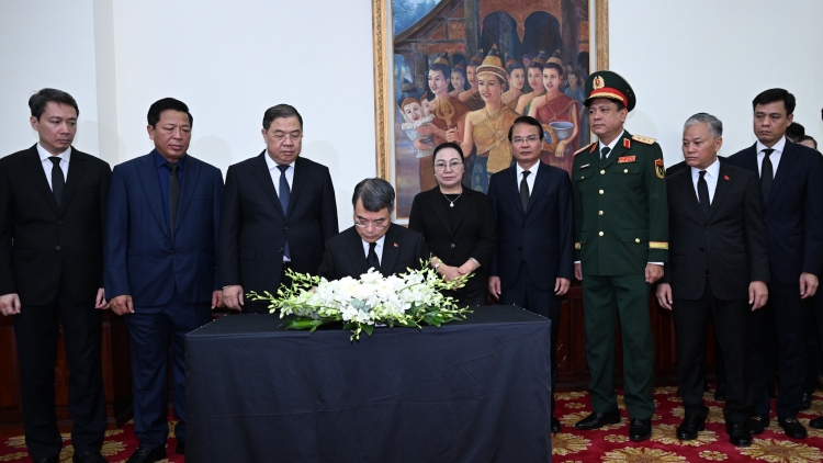 Thời sự 12h 10/8/2026: Thủ tướng Lê Minh Hưng viếng đồng chí Saysomphone Phomvihane