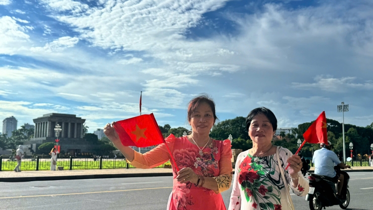 Mùa Thu độc lập – Ký ức sống giữa lòng Hà Nội
