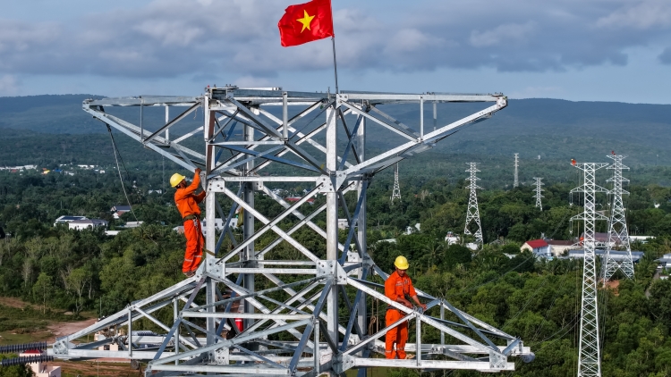 Việt Nam tự chủ năng lượng như thế nào cho tăng trưởng 2 con số?