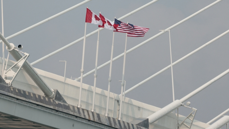Mỹ - Canada: Cuộc chiến thuế quan thử thách quan hệ đồng minh