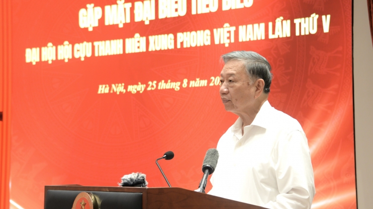 Tổng Bí thư, Chủ tịch nước Tô Lâm gặp mặt đại biểu tiêu biểu cựu Thanh niên xung phong