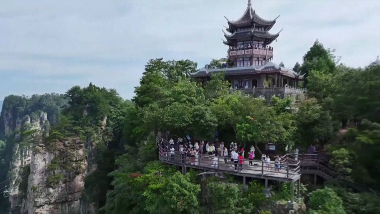 Trương Gia Giới, Trung Quốc - điểm đến lý tưởng hút khách quốc tế tới tránh nắng nóng mùa hè