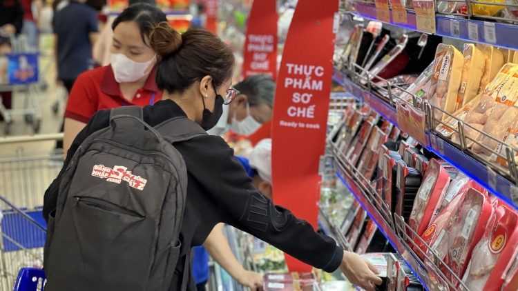 Doanh nghiệp tăng tốc kích cầu tiêu dùng, đón mùa mua sắm