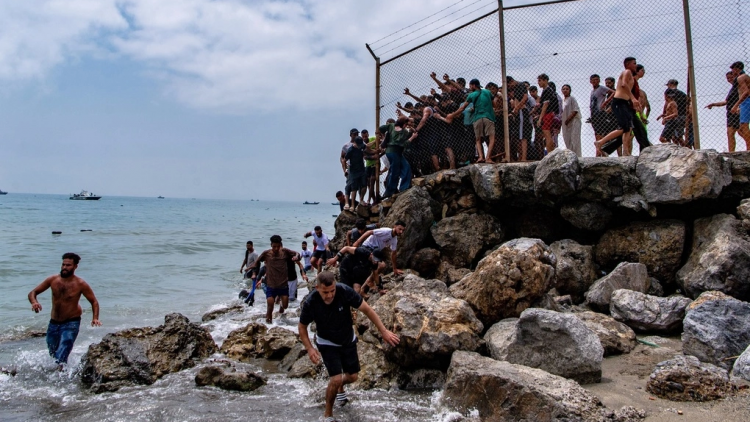 Khủng hoảng di cư ở Ceuta, Tây Ban Nha - bài toán hóc búa với toàn EU 
