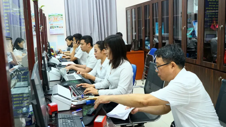 Thời sự 12h 18/8/2026: Mỗi cán bộ chỉ có một hồ sơ cán bộ dùng chung trong toàn hệ thống chính trị