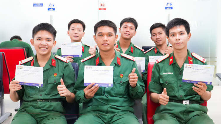VNVC tiêm miễn phí vắc xin não mô cầu cho 200 cán bộ, chiến sĩ tìm kiếm hài cốt liệt sĩ