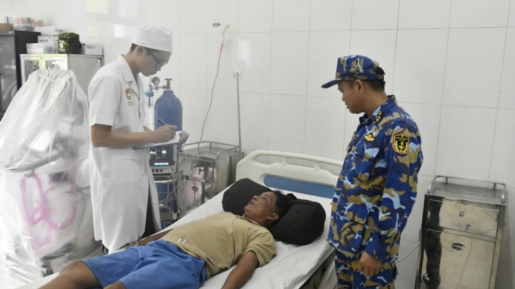 Bệnh xá đảo Nam Yết kịp thời cấp cứu ngư dân bị đột quỵ