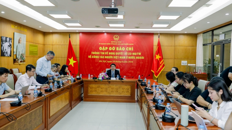 Nghị quyết 23-NQ/TW: Nâng tầm vai trò, phát huy nguồn lực người Việt Nam ở nước ngoài