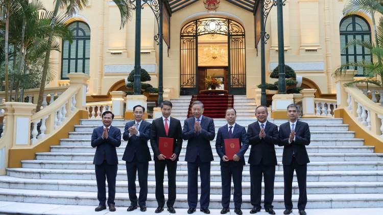 Thời sự 21h30 18/9/2026:Trao quyết định bổ nhiệm 2 Đại sứ Việt Nam tại nước ngoài