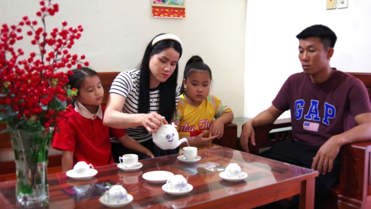 Vận hành Tổng đài điện thoại quốc gia về phòng, chống bạo lực gia đình