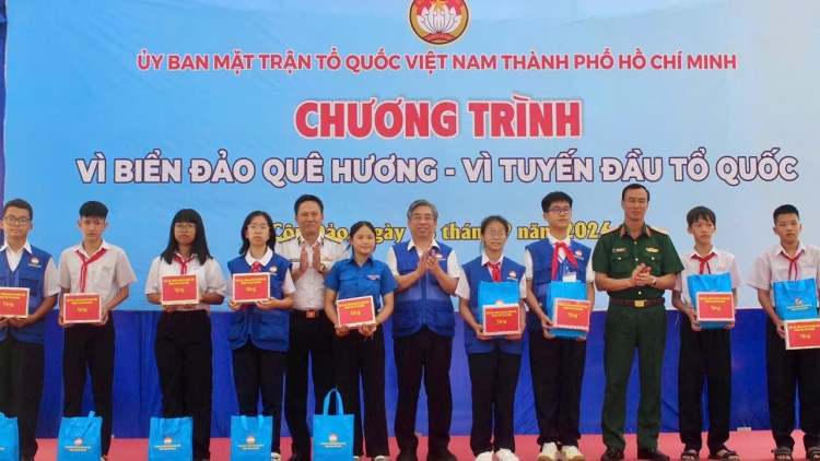 Gắn kết đất liền – biển đảo từ những việc làm thiết thực