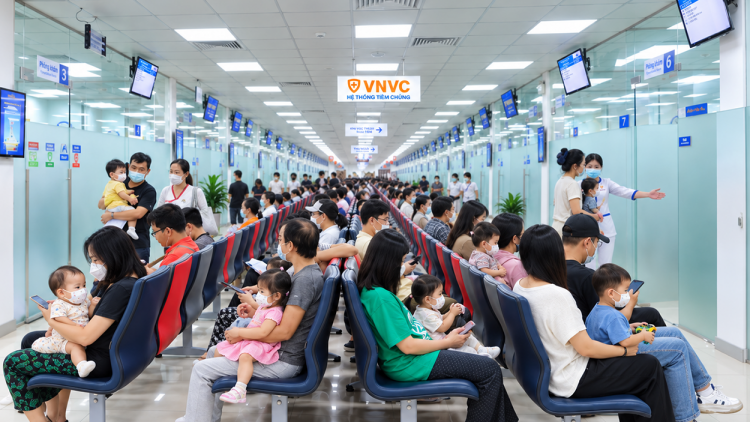 Gần 25.000 trẻ được tiêm vắc xin tay chân miệng chỉ sau 5 ngày ra mắt tại Việt Nam