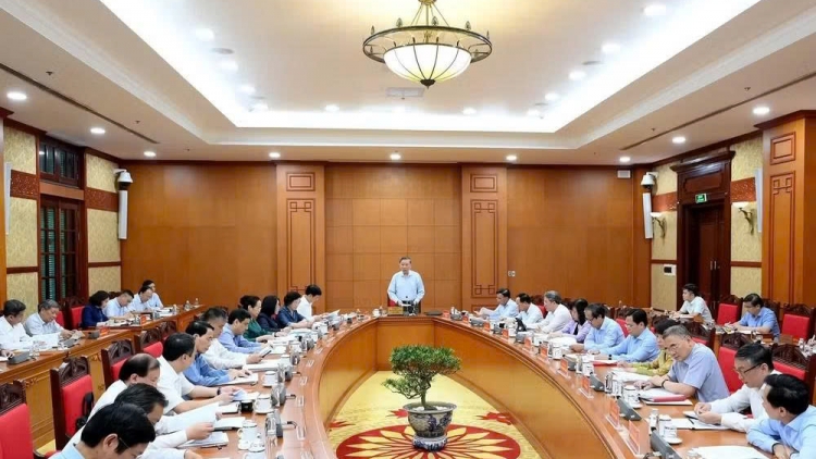 Thời sự 18h 13/10/2026: 5 nhiệm vụ trọng tâm phát triển thể dục, thể thao trong giai đoạn mới
