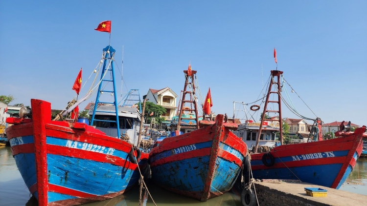 Nghệ An triển khai các giải pháp chống khai thác IUU