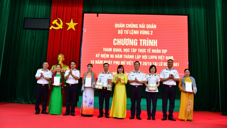 Phụ nữ Vùng 2 Hải quân hành quân về nguồn, bồi đắp niềm tự hào và trách nhiệm