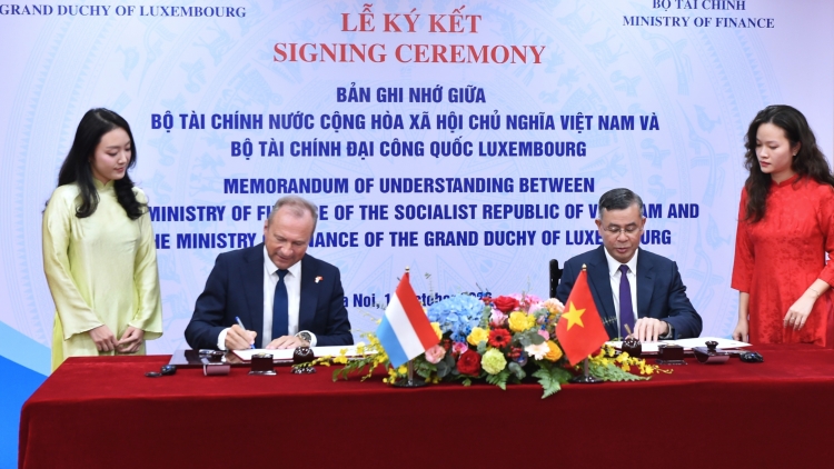 Việt Nam và Luxembourg ký kết Bản ghi nhớ hợp tác (MoU) trong lĩnh vực tài chính