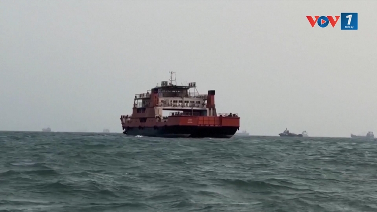 Iran kêu gọi Mỹ tiến tới thỏa thuận mở lại eo Hormuz