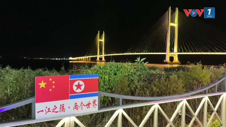 Cầu mới nối Trung Quốc với Triều Tiên chính thức thông xe sau hơn 1 thập kỷ chờ đợi