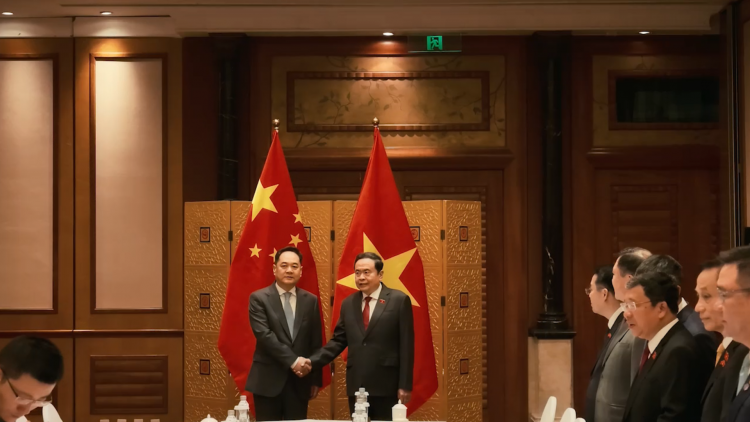 Chủ tịch Quốc hội: Đưa giao lưu nhân dân gắn với những lợi ích thiết thực của người dân hai nước