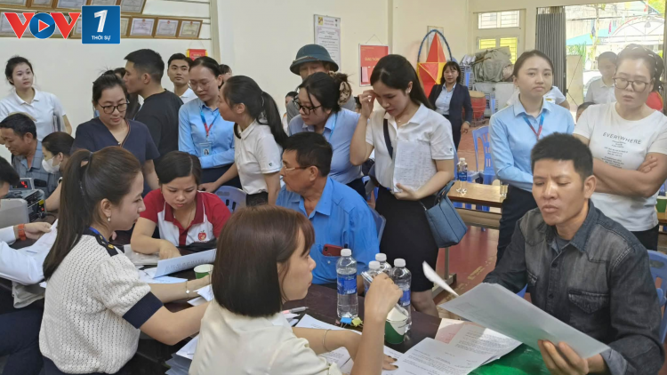 Giải phóng mặt bằng đường sắt Lào Cai: "Hạ tầng đi trước, an cư đi cùng"