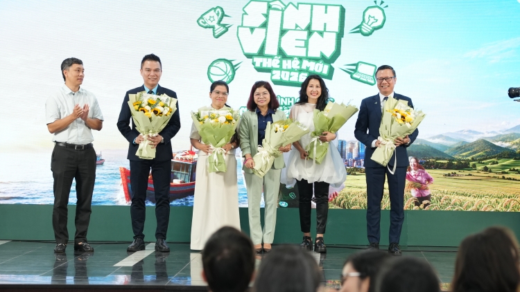 Sinh viên Thế hệ mới 2026: Khi Gen Z phải giải bài toán thật