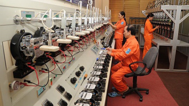 Đảm bảo cấp điện an toàn, thông suốt trong dịp Tết Bính Thân (1/2/2016)