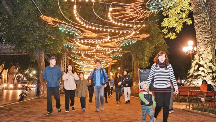 Khát vọng bình yên và giá trị nhân văn cốt lõi