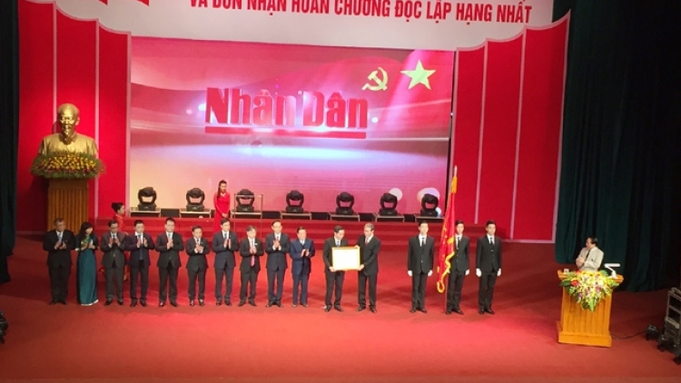 Tổng Bí thư Nguyễn Phú Trọng dự Lễ kỷ niệm 65 năm thành lập Báo Nhân Dân và đón nhận Huân chương Độc Lập hạng Nhất (Thời sự chiều 9/3/2016)