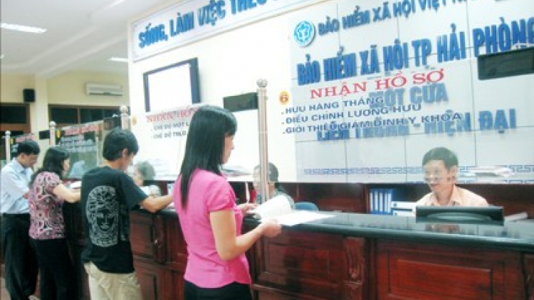 Quốc hội với cử tri ngày 31/7/2014: Nhà nước có chính sách để mở rộng đối tượng tham gia BHXH