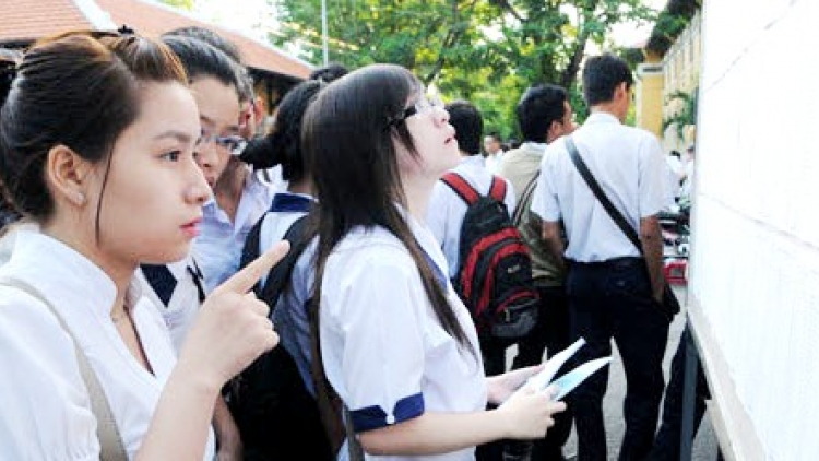 Thời sự chiều ngày 08/8/2014: Bộ GD&ĐT chính thức công bố điểm xét tuyển đại học, cao đẳng năm nay.