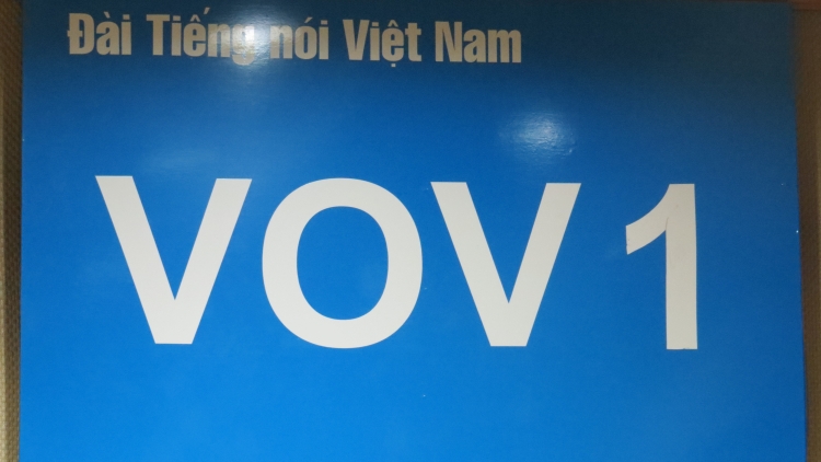 Thời sự đêm ngày 15/6/2014: Lực lượng thực thi pháp luật của Việt Nam gặp phải sự cản phá của tàu hộ tống Trung Quốc