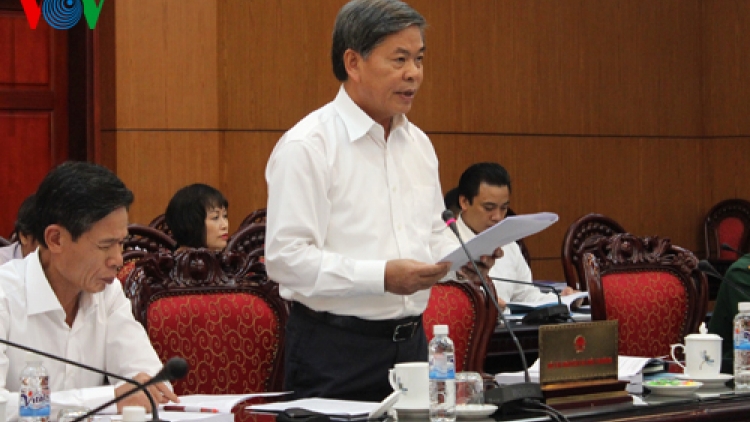 Thời sự chiều ngày 29/9/2014: Trả lời chất vấn của hai thành viên Chính phủ vẫn chưa làm rõ được những vấn đề mà đại biểu và cử tri quan tâm