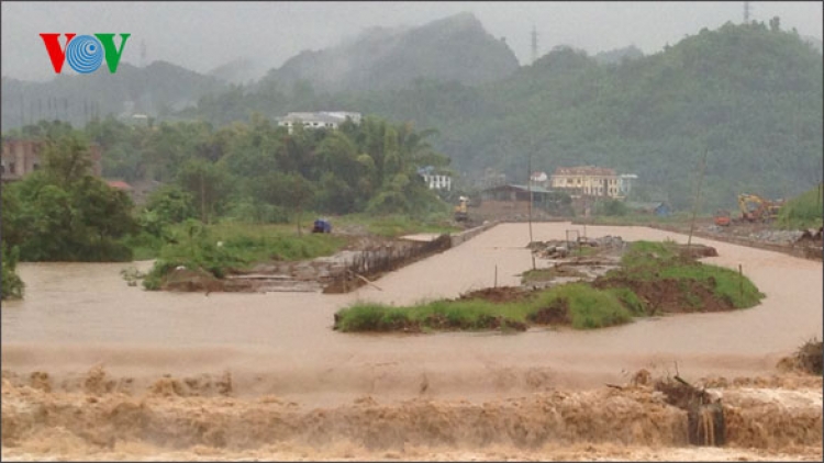 Nông nghiệp và nông thôn ngày 23/7/2014:Các tỉnh miền núi phía Bắc căng sức khắc phục hậu quả mưa lũ
