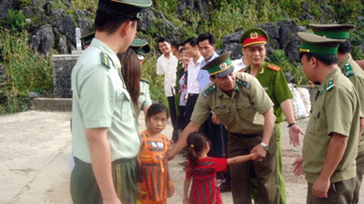 Luật phòng chống mua bán người.