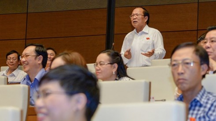 Chất vấn tại kỳ họp thứ 10 Quốc hội khóa 13: Lời giải cho câu hỏi về trách nhiệm và giải pháp còn chưa rõ ràng.