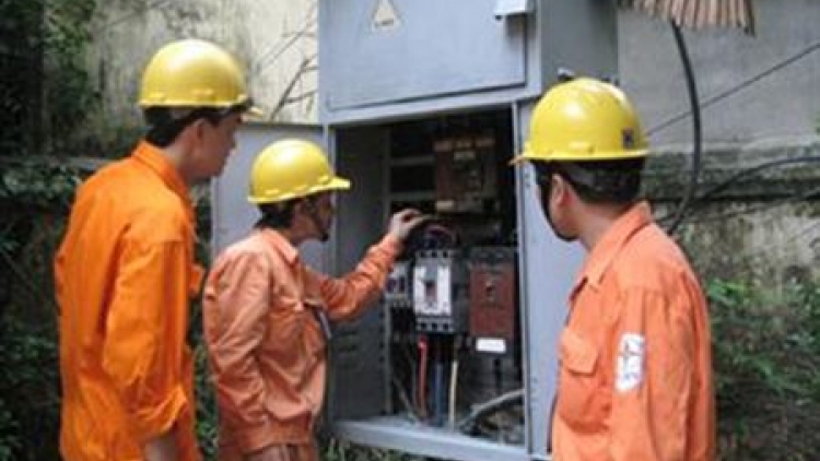 Tập đoàn điện lực Việt Nam cam kết đảm bảo điện với chất lượng tốt, trách nhiệm và minh bạch.(27/11/2015)