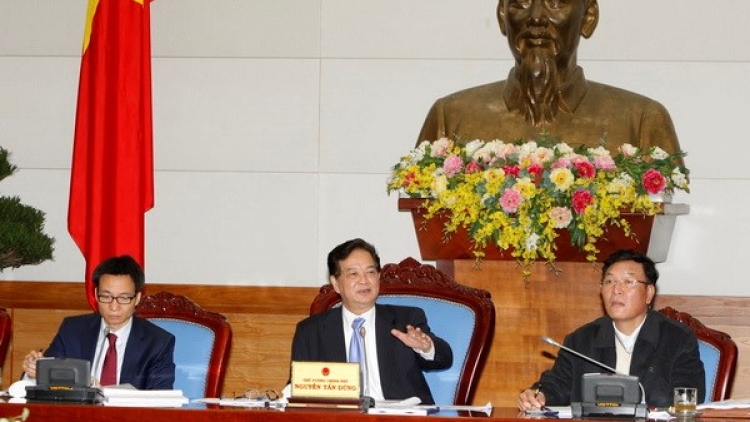 Thủ tướng Nguyễn Tấn Dũng họp với Ủy ban Quốc gia đổi mới giáo dục và đào tạo và Hội đồng Quốc gia giáo dục và phát triển nhân lực. (Thời sự trưa 05/11/2015)