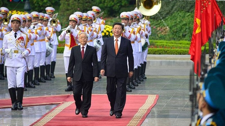 Tổng Bí thư, Chủ tịch Trung Quốc Tập Cận Bình và Phu nhân bắt đầu chuyến thăm cấp Nhà nước tới Việt Nam (Thời sự chiều ngày 5/11/2015)
