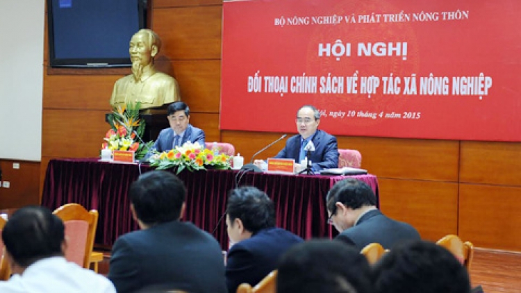Chuyển đổi hợp tác xã: Nỗi ám ảnh từ quá khứ.(01/12/2015)