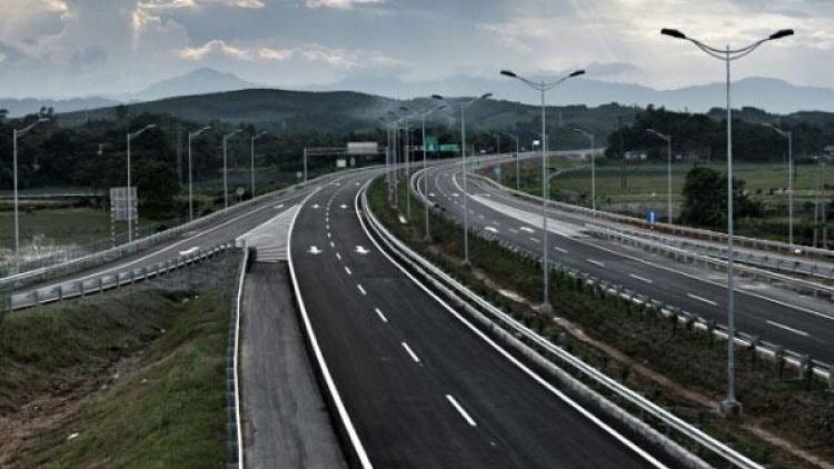 Kinh tế ngày 22/1/2015: Đầu tư các dự án giao thông- Kinh nghiệm từ đầu tư dự án trọng điểm