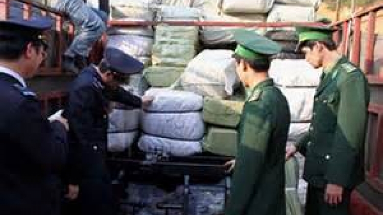 Pháp luật và đời sống ngày 7/1/2015:  Biên phòng Lạng Sơn tăng cường công tác chống buôn lậu.