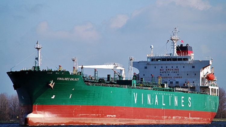 Kinh tế ngày 12/02/2015: Chuyên đề: “Tái cơ cấu các doanh nghiệp của ngành giao thông vận tải”.